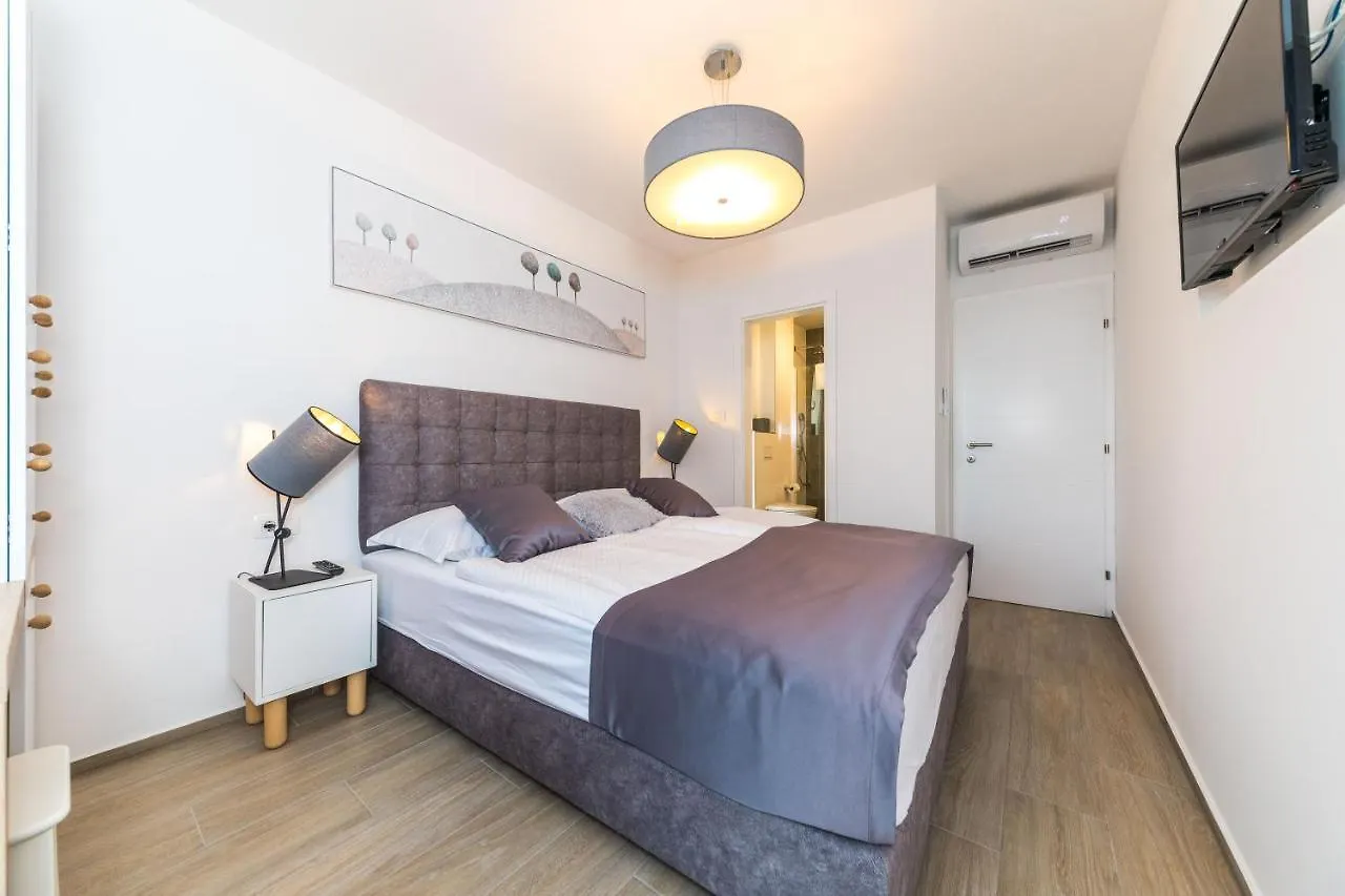 Luxury Villa Sheley With Private Heated Pool-Split Kaštela 0*,