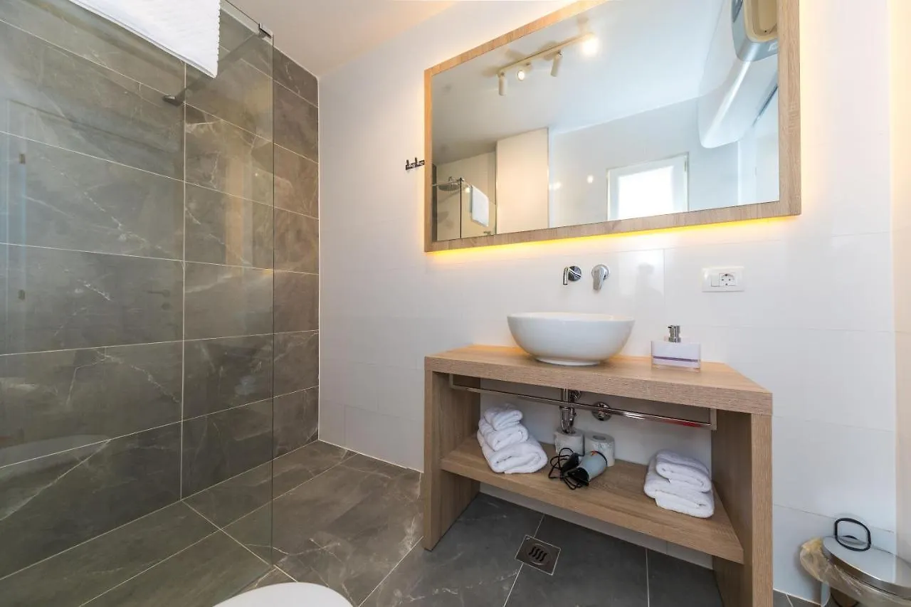 Luxury Villa Sheley With Private Heated Pool-Split Kastela